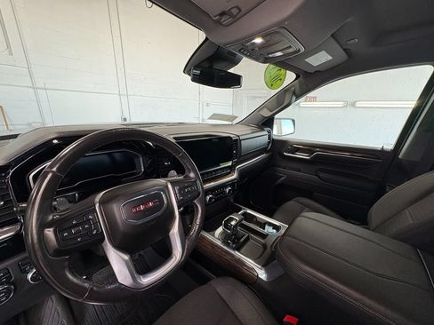 Used 2023 GMC Sierra 1500 Elevation AWD/4WD image 14