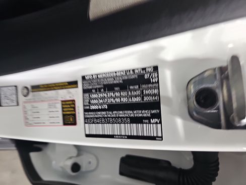 Certified 2026 Mercedes-Benz GLE 350 4MATIC image 38