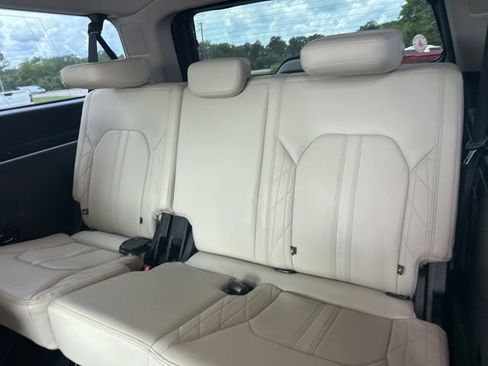 Used 2018 Ford Expedition Max Platinum RWD image 21