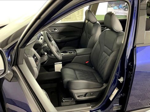 New 2026 Nissan Rogue Platinum w/ Platinum Premium Package image 14