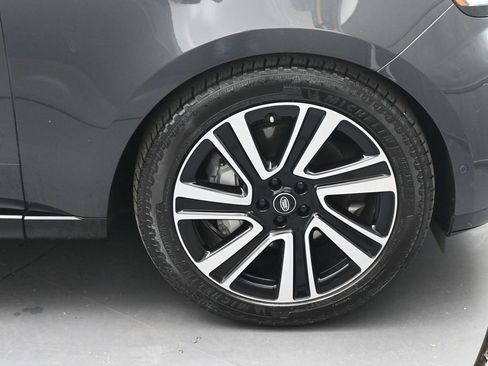 Used 2023 Land Rover Range Rover SE image 10