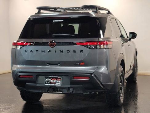 New 2026 Nissan Pathfinder SV image 28