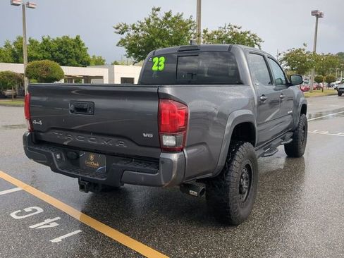 Used 2023 Toyota Tacoma SR5 AWD/4WD image 4