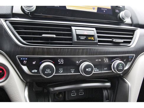 Used 2021 Honda Accord Touring image 24