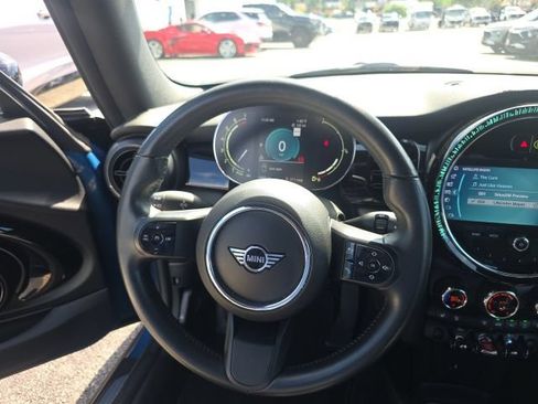 Used 2022 MINI Cooper Convertible FWD image 10