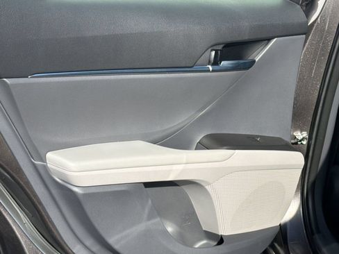 Used 2024 Toyota Camry LE FWD image 30