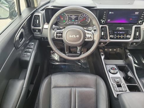 Used 2022 Kia Sorento S FWD image 17