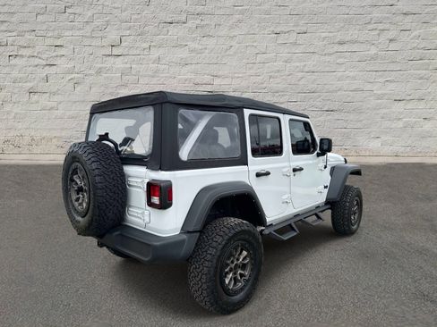 Used 2023 Jeep Wrangler Unlimited Sport AWD/4WD image 5
