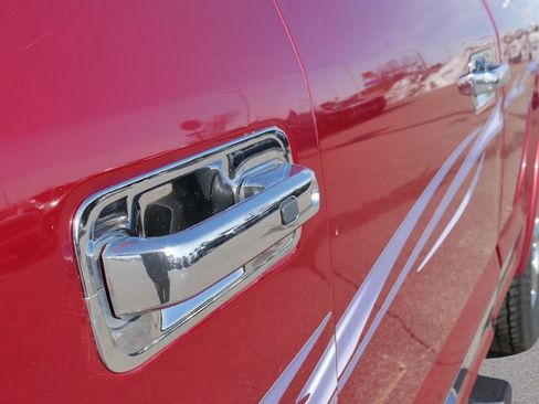 Used 2019 Ford F150 Lariat w/ Equipment Group 502A Luxury image 19