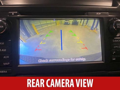 Used 2018 Nissan Titan SL w/ Midnight Edition AWD/4WD image 12