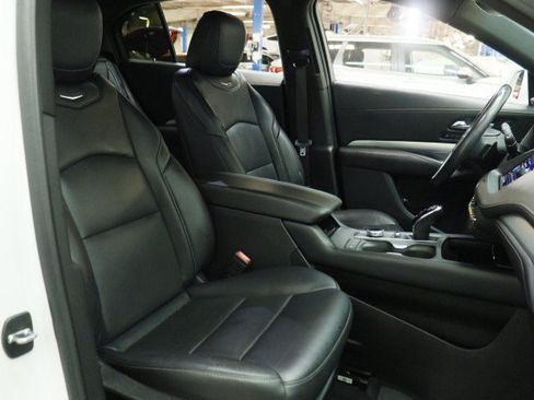 Used 2020 Cadillac XT4 Premium Luxury FWD image 23