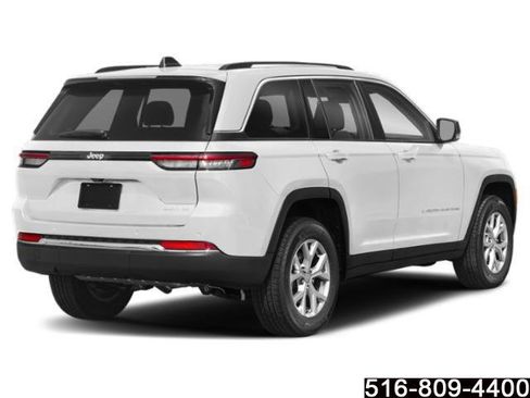 Used 2023 Jeep Grand Cherokee Overland AWD/4WD image 2