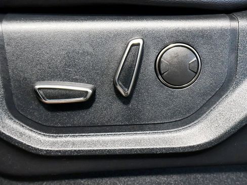 Used 2019 Ford F150 Raptor w/ Equipment Group 802A Luxury image 22