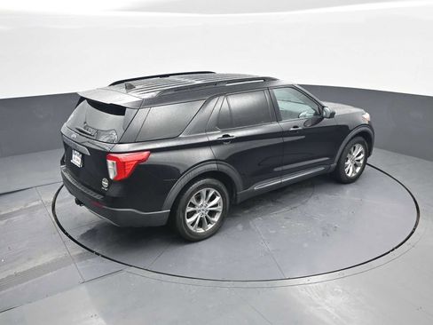 Used 2021 Ford Explorer XLT w/ Equipment Group 202A image 35
