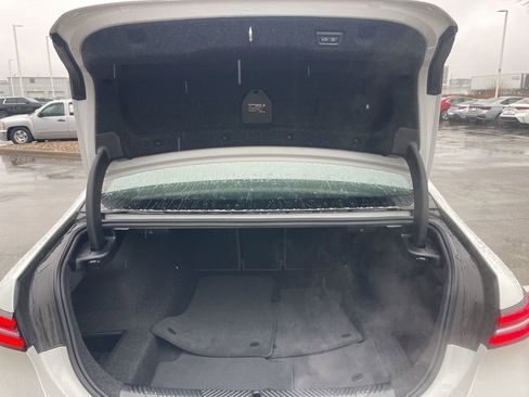 Used 2025 BMW 530i xDrive w/ Premium Package image 11