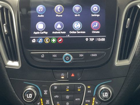 Used 2024 Chevrolet Malibu LT FWD image 16