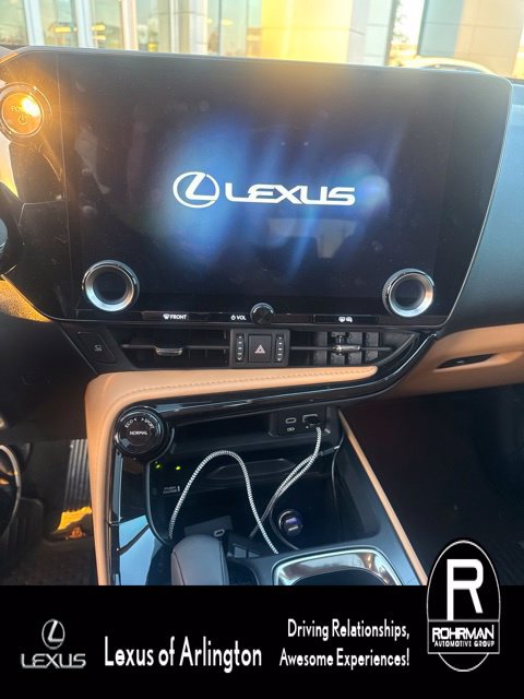 Used 2025 Lexus NX 350h AWD w/ Accessory Package (2T) image 11