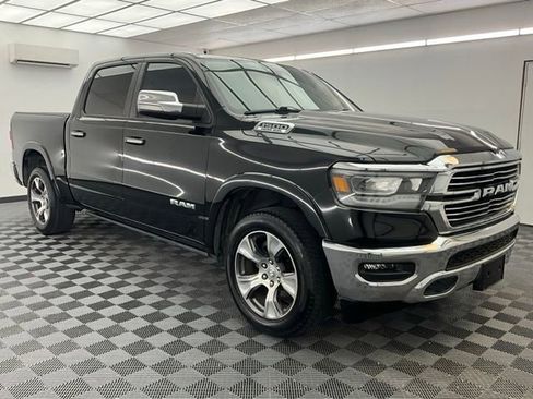 Used 2022 RAM 1500 Laramie AWD/4WD image 3