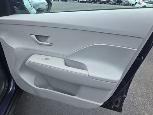 Used 2024 Hyundai Kona SEL AWD/4WD image 46