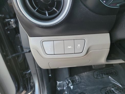 Used 2020 Kia Forte LXS FWD image 26
