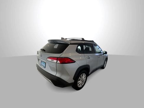 Certified 2023 Toyota Corolla Cross LE w/ Moonroof Package image 8