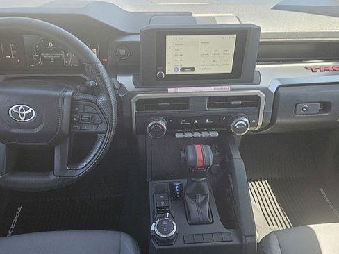 Used 2025 Toyota Tacoma SR5 image 9