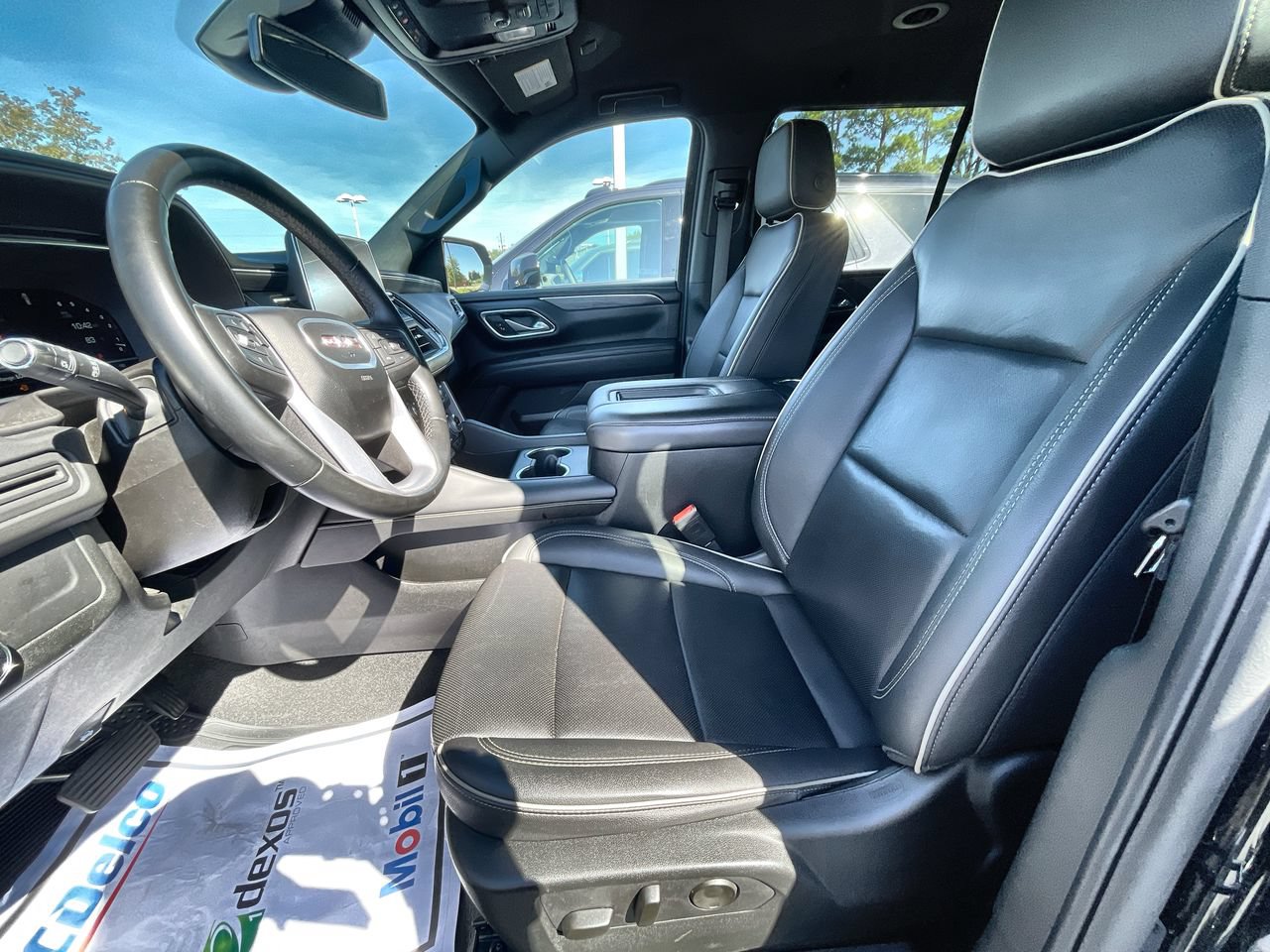 Used 2024 GMC Yukon SLT RWD image 19