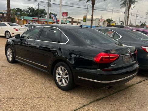 Used 2016 Volkswagen Passat 1.8T S FWD image 4