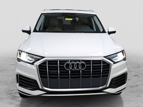 Used 2021 Audi Q7 2.0T Premium Plus w/ Premium Plus Package image 2