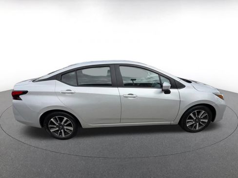 Used 2025 Nissan Versa SV FWD image 16