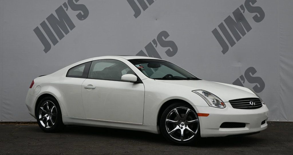 Used 2003 INFINITI G35 Coupe w/ Premium Pkg RWD image 3