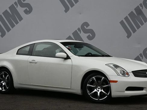 Used 2003 INFINITI G35 Coupe w/ Premium Pkg RWD image 3