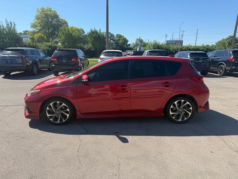 Used 2017 Toyota Corolla iM w/ All-Weather Mat Package FWD image 6
