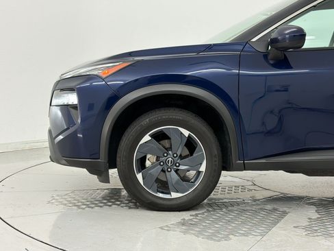 Used 2024 Nissan Rogue SV FWD image 26