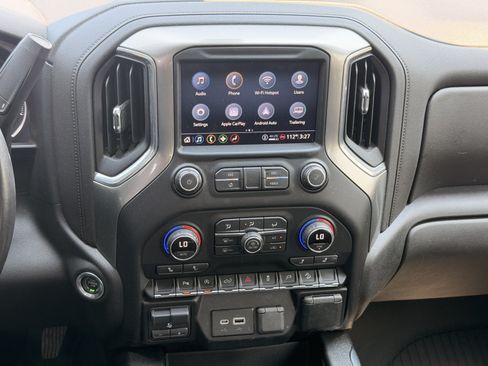 Used 2021 Chevrolet Silverado 1500 LT Trail Boss w/ Convenience Package II AWD/4WD image 30