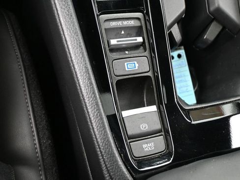 Used 2024 Honda Accord Sport image 23