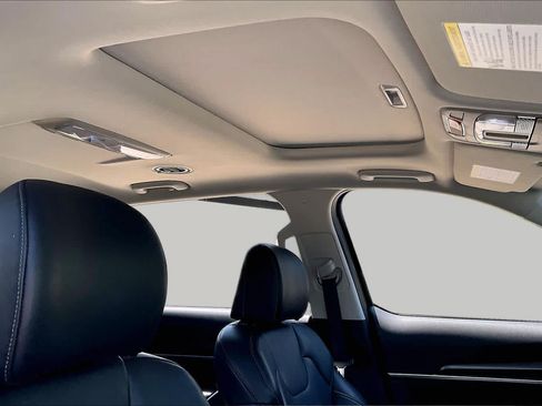 Used 2025 Kia Telluride S FWD image 13