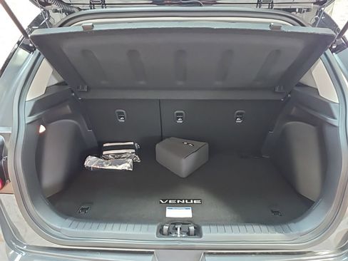 New 2026 Hyundai Venue SEL image 11