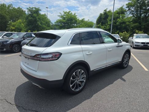 Used 2023 Lincoln Nautilus Reserve w/ Equipment Group 201A AWD/4WD image 3