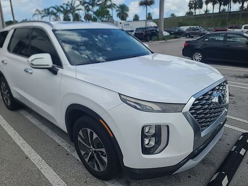 Used 2020 Hyundai Palisade SEL FWD image 6
