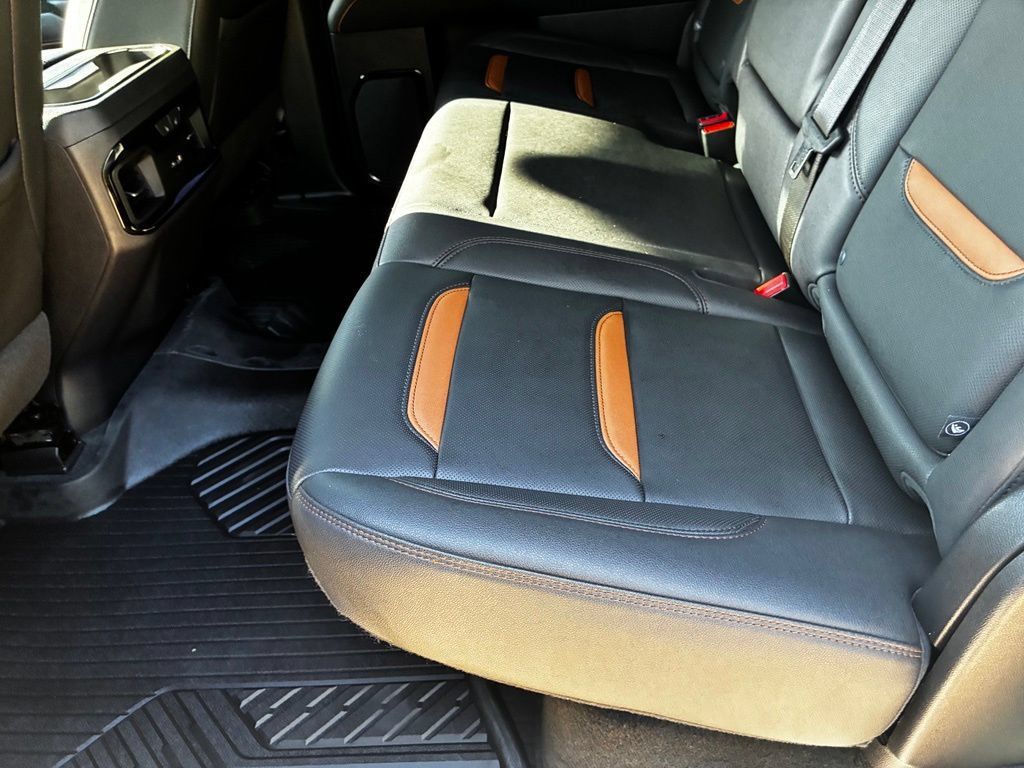 Used 2024 GMC Sierra 1500 AT4 w/ AT4 Preferred Package AWD/4WD image 18