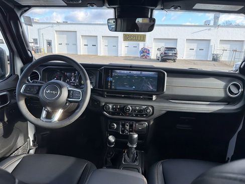 Used 2024 Jeep Wrangler Sahara 4xe w/ Technology Group image 18