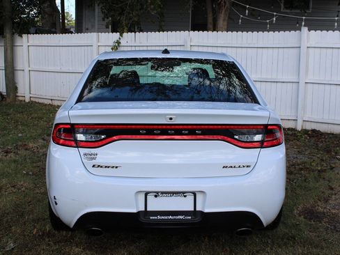 Used 2016 Dodge Dart SXT w/ Rallye Appearance Group image 9