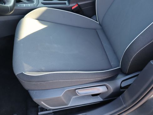 Used 2025 Volkswagen Jetta Sport FWD image 17