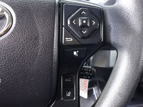 Used 2020 Toyota Tacoma SR image 13