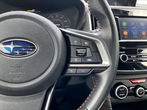 Used 2020 Subaru Crosstrek 2.0i Premium w/ Moonroof Package 2 AWD/4WD image 25