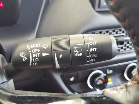 Used 2023 Honda HR-V Sport image 7