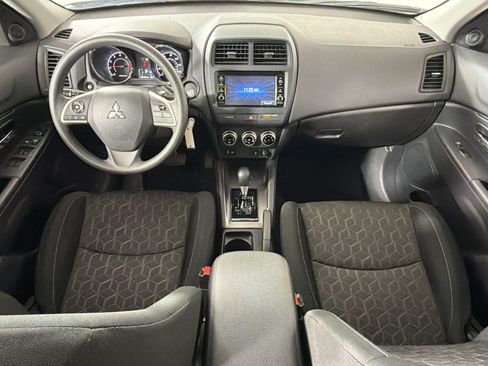 Used 2025 Mitsubishi Outlander Sport AWD image 25