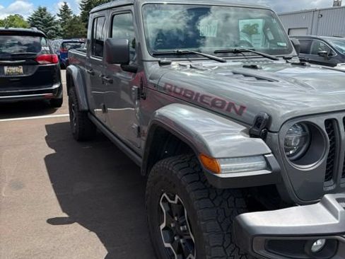 Used 2022 Jeep Gladiator Rubicon w/ LED Lighting Group AWD/4WD image 3