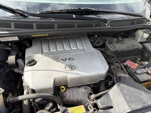 Used 2009 Toyota Sienna XLE FWD image 16